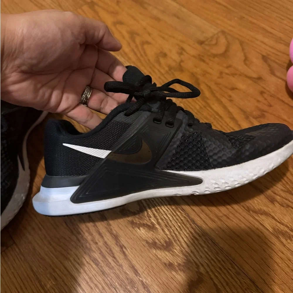 Nike Black and White Running Shoes